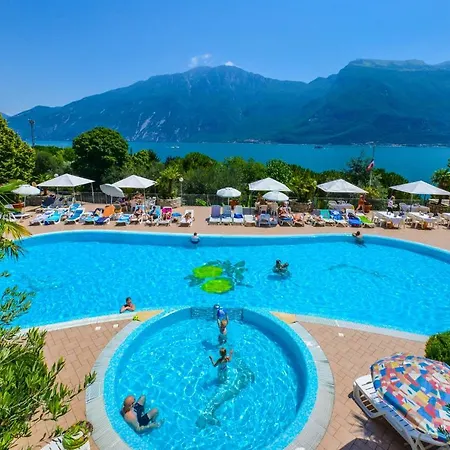 Mobilehomes In 22014 * Limone sul Garda